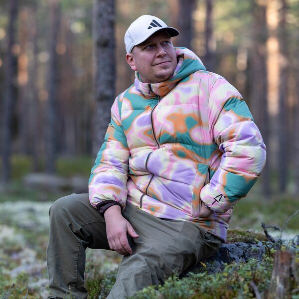 Janne Warén, Toimiin perustaja